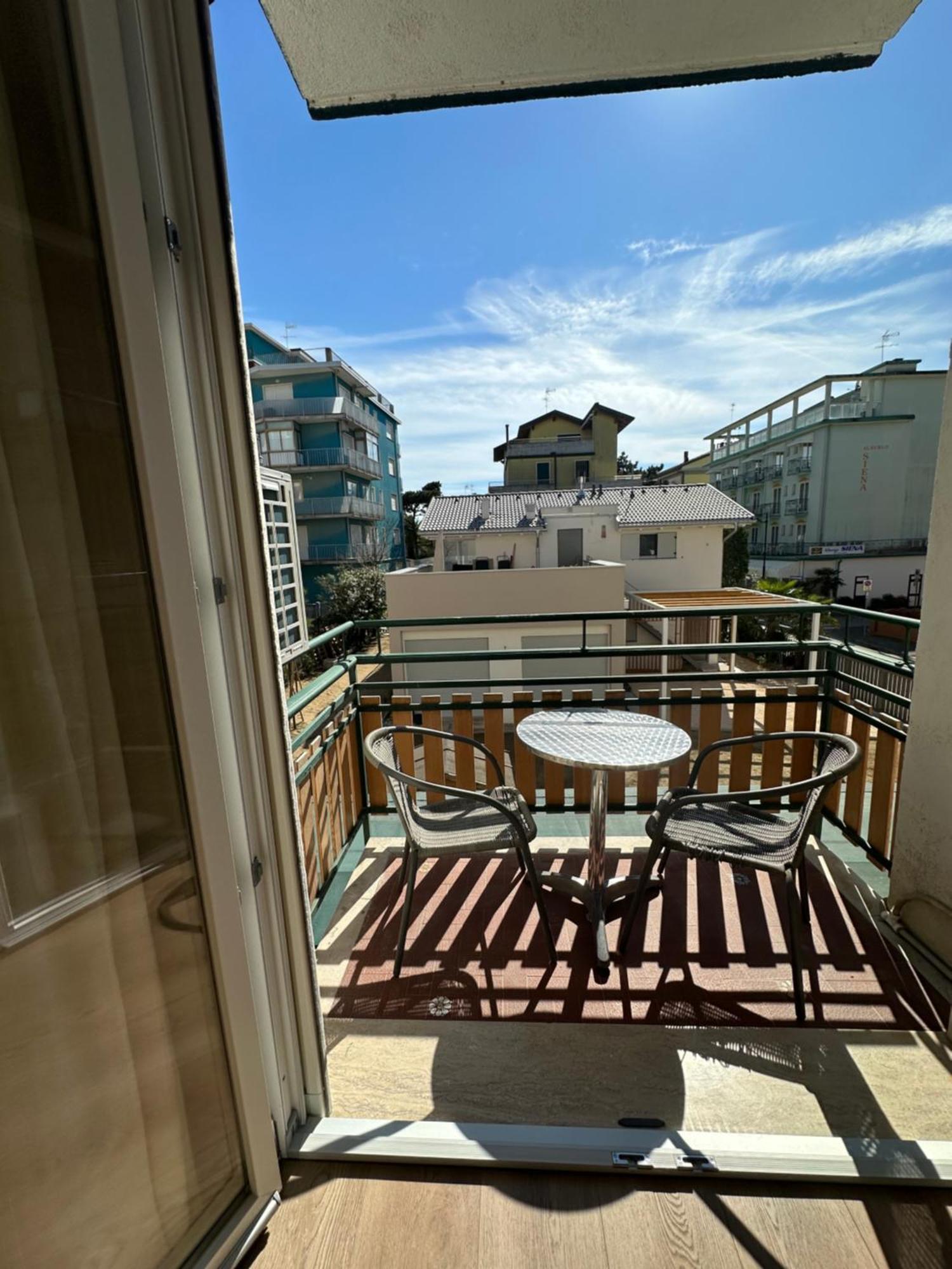 Ferienwohnung Residenza Mazzanti - Agenzia Cocal Caorle Exterior foto